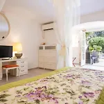 Le Pavillon De Pampelonne * 라마튜엘